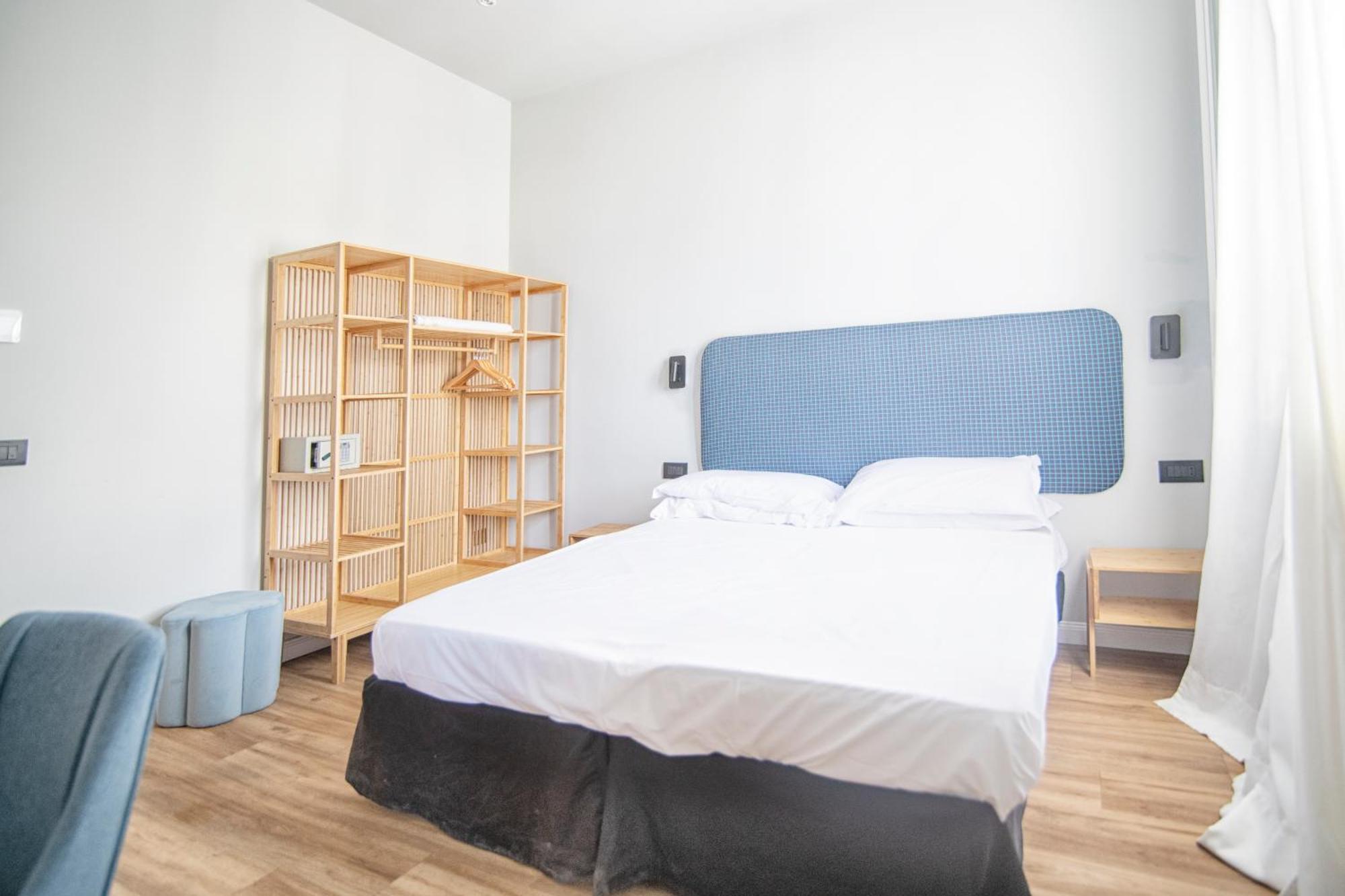 Albium Hotel 알벤가 외부 사진