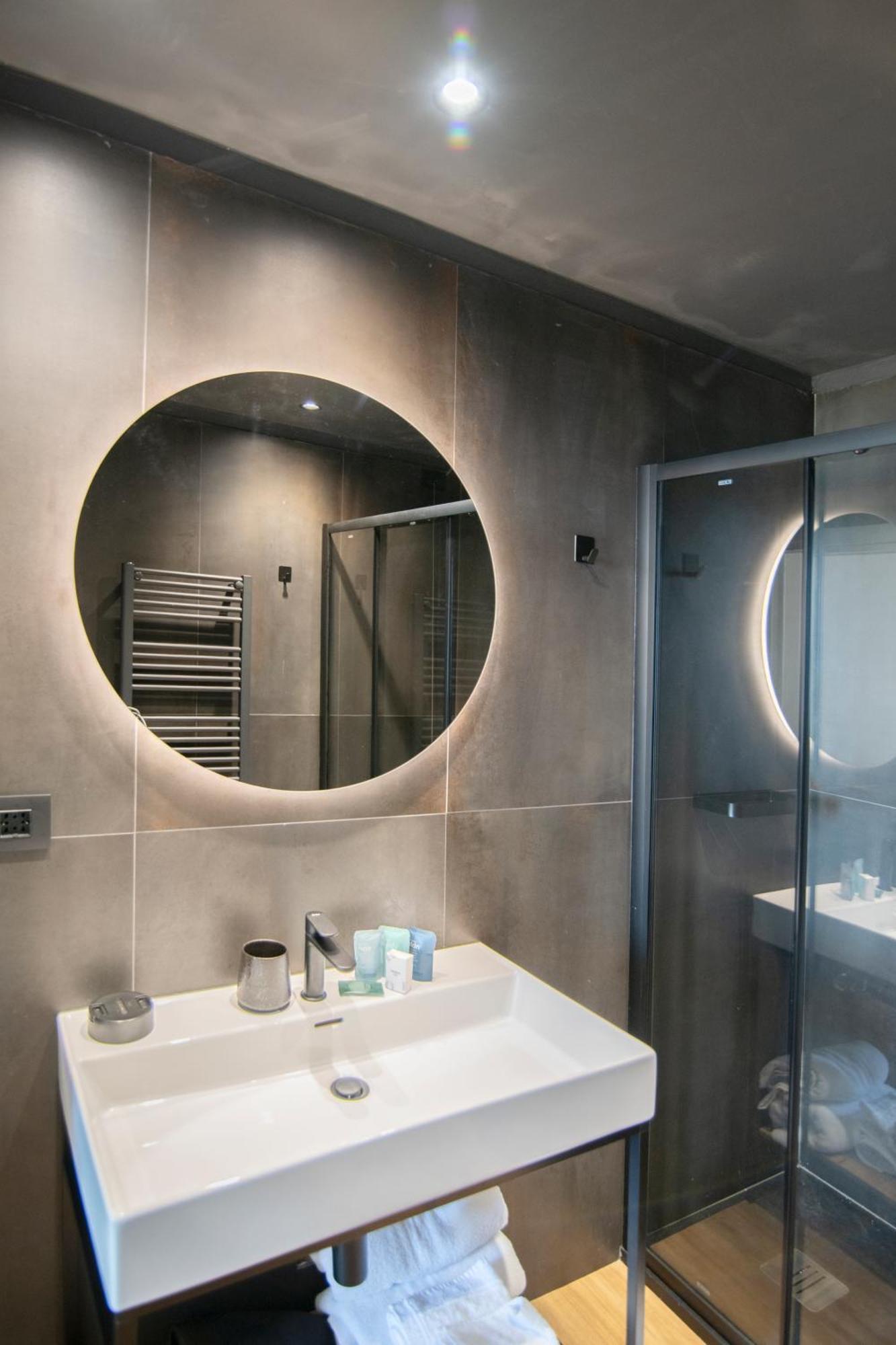 Albium Hotel 알벤가 외부 사진