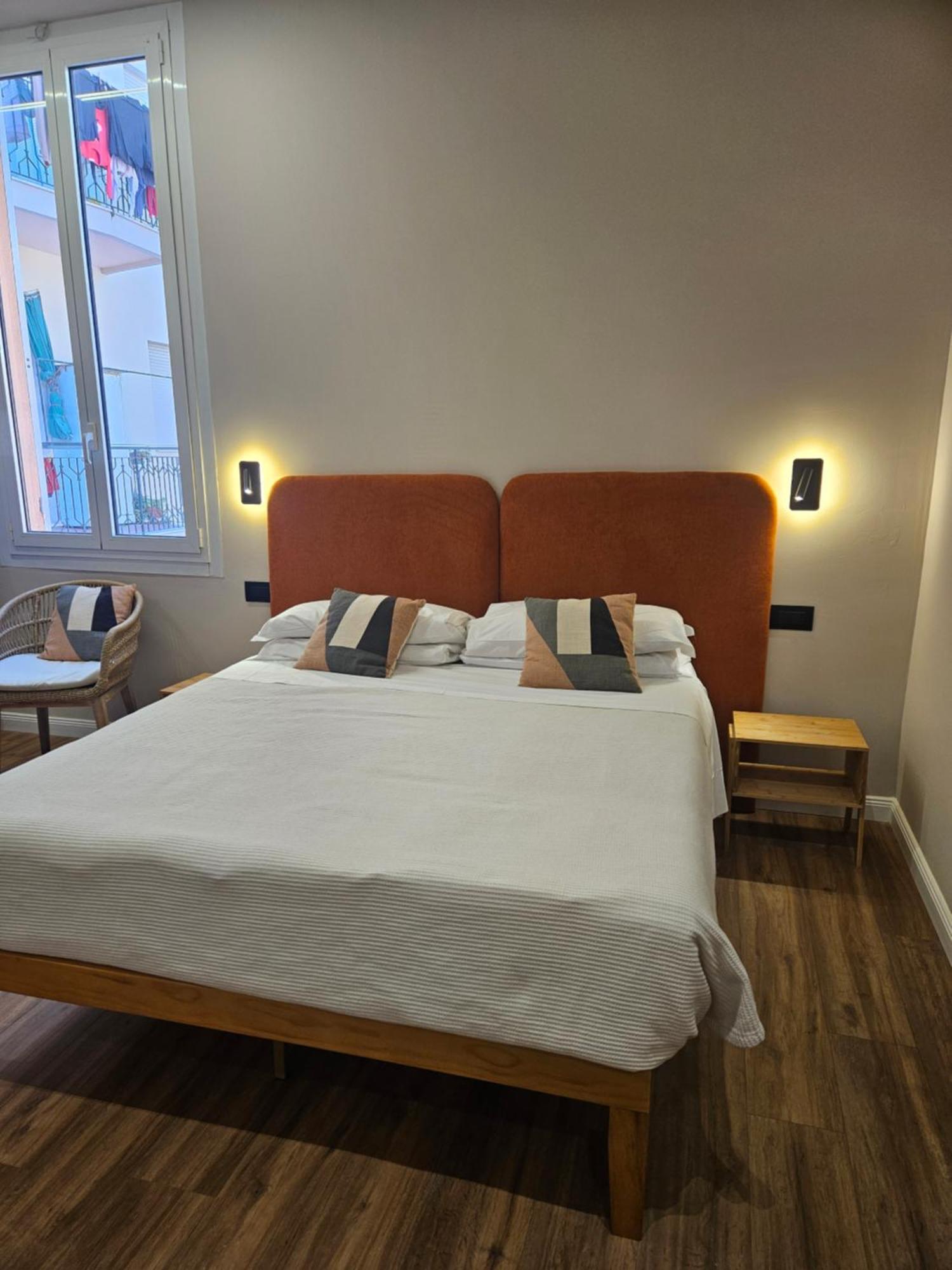 Albium Hotel 알벤가 외부 사진
